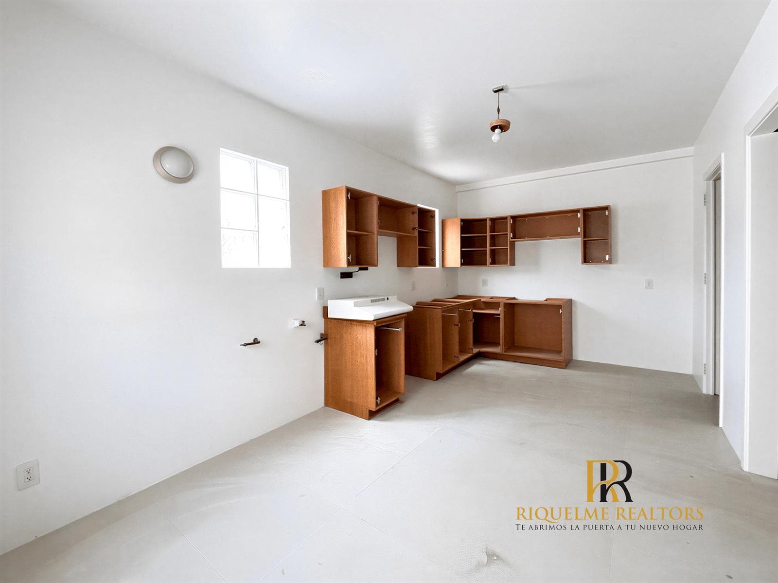 HOUSE FOR RENT IN A CONDOMINIUM WITH A TERRACE IN POLANCO