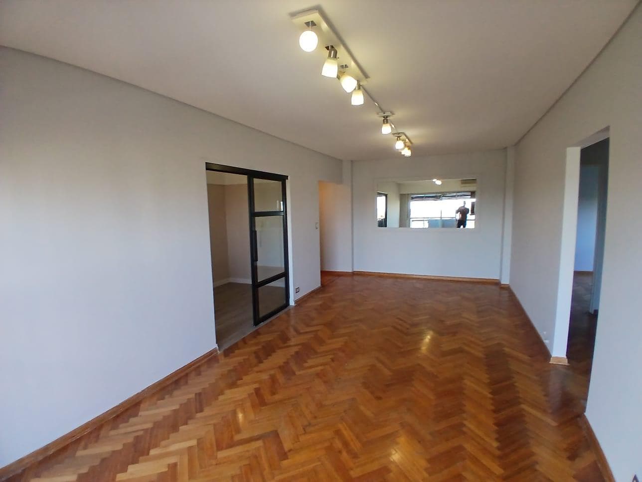 For Sale: 3-room apartment with garage. Villa Devoto
