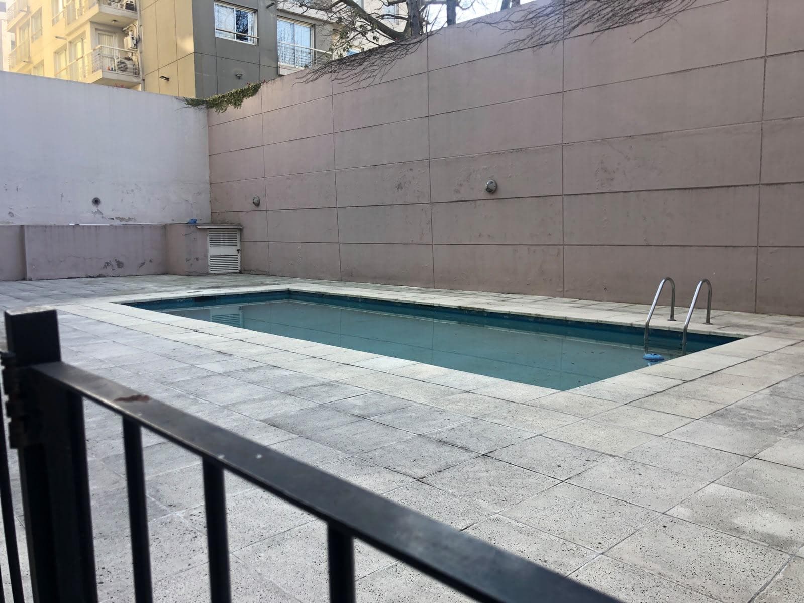 2-room apartment for rent with a pool