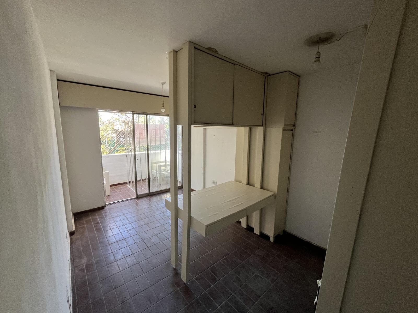 1-Bedroom Apartment for Rent with Balcony - 710 San Juan Blvd., Güemes Neighborhood, Córdoba City