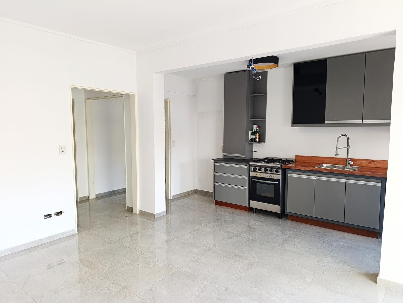 2-Room Apartment—Eligible for Financing—With Patio and Balcony. FOR SALE—Lomas de Zamora