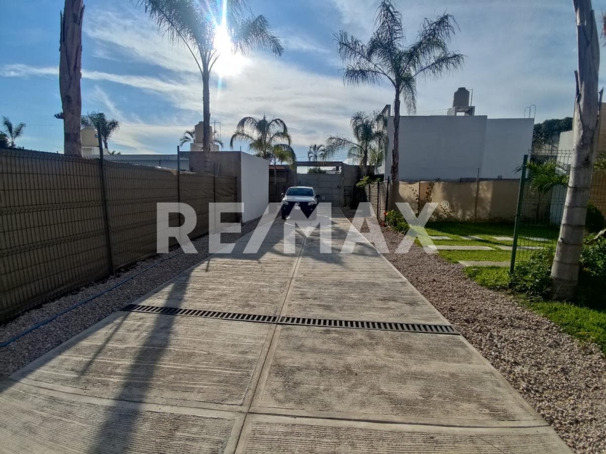 House for Sale in Morelos, Otilio Montaño, Cuautla