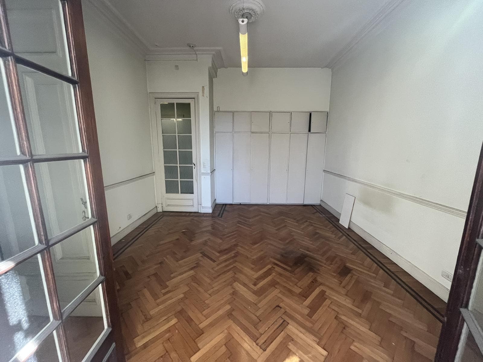 French-style Apartment for Sale, 150 m² — Monserrat