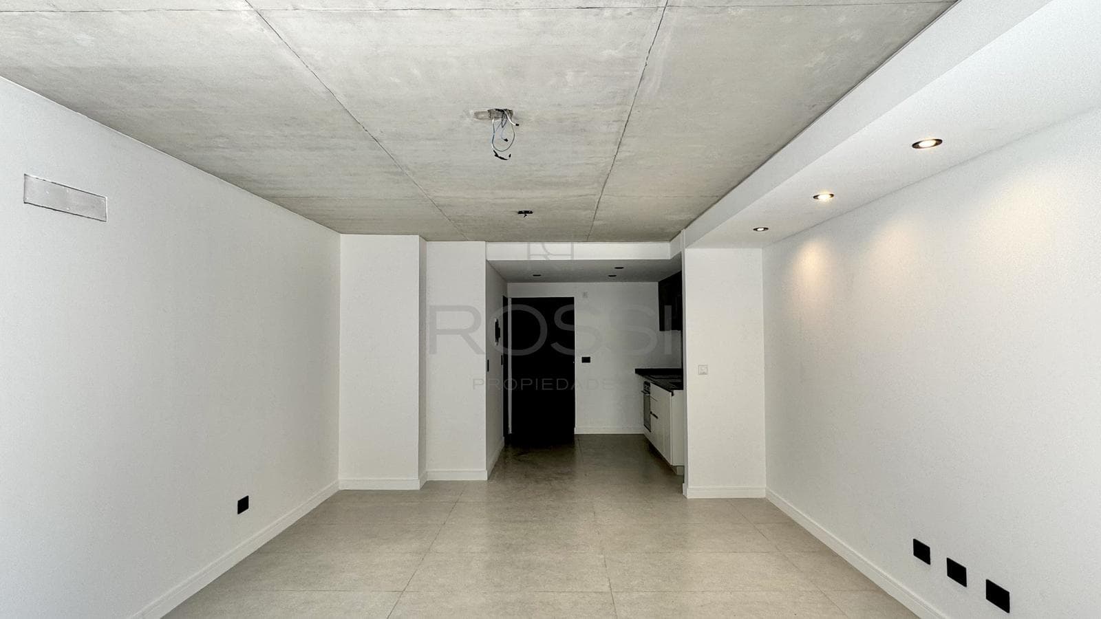 Brand-new studio apartment | Patio and grill | Amenities | Suitable for professionals | Leloir Park