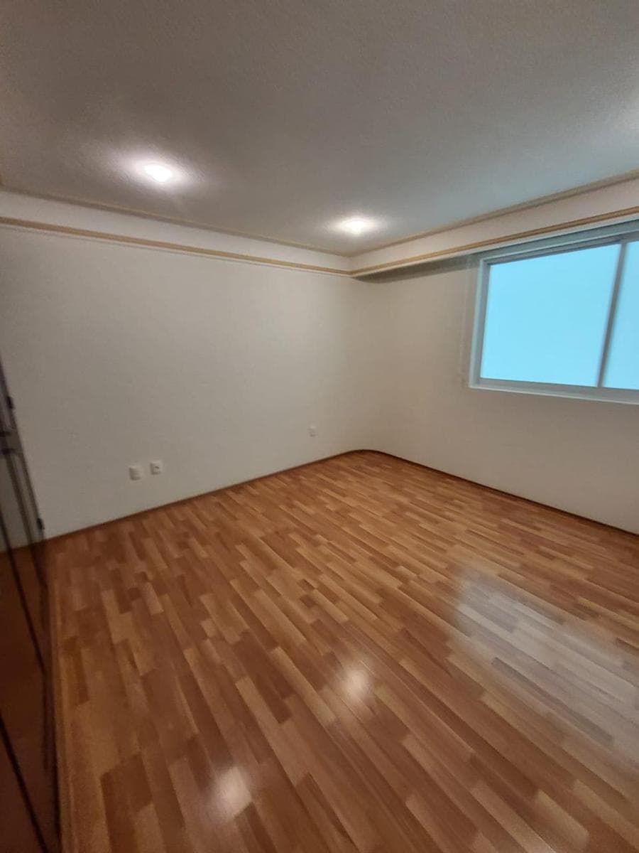 Apartment for sale in the 6th section of Lomas Verdes