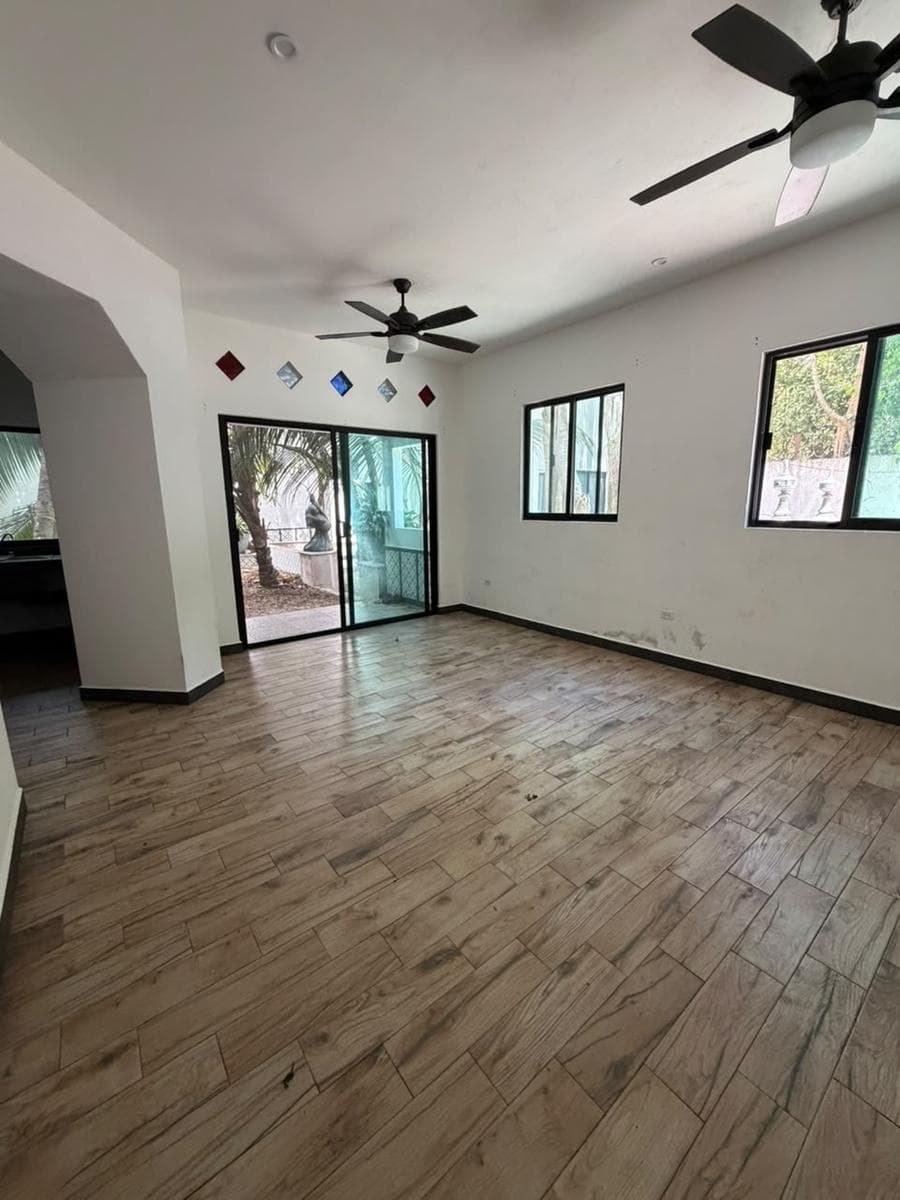 APARTMENT FOR RENT IN CHAPULTEPEC 50, AT THE CORNER OF COLOSIO AVENUE AND ROGELIO CASTORENA AVENUE, ALFREDO BONFIL, CANCUN