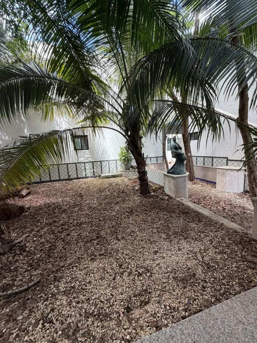 APARTMENT FOR RENT IN CHAPULTEPEC 50, AT THE CORNER OF COLOSIO AVENUE AND ROGELIO CASTORENA AVENUE, ALFREDO BONFIL, CANCUN