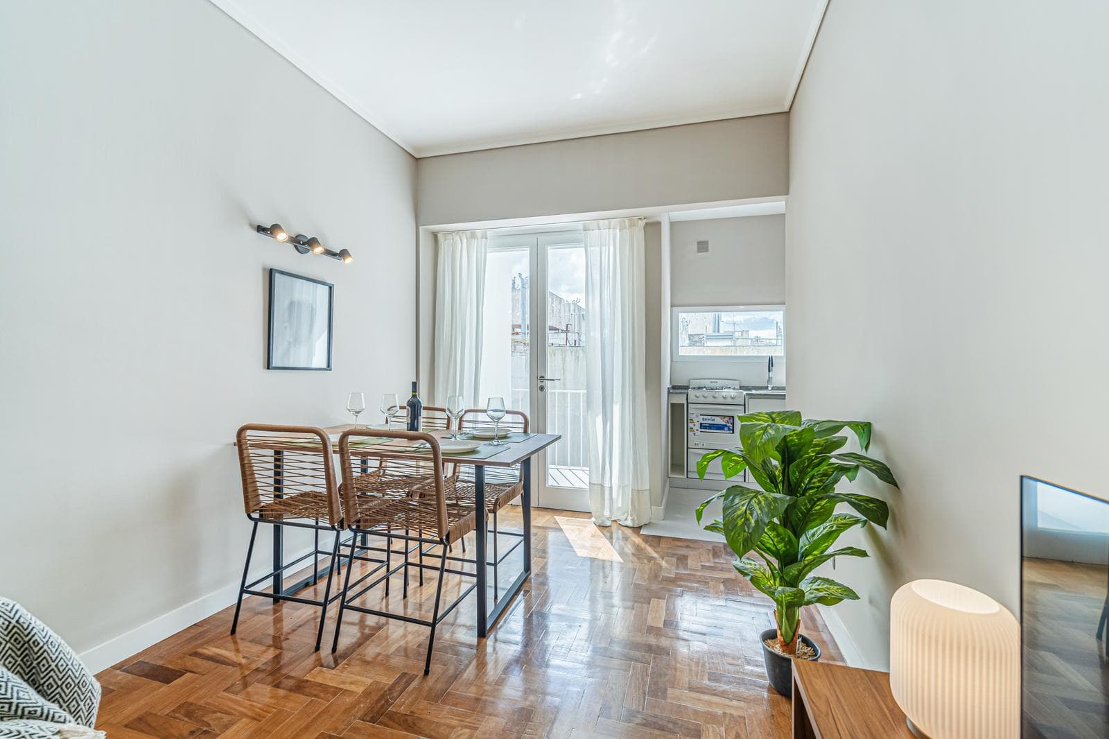 Apartment in Downtown