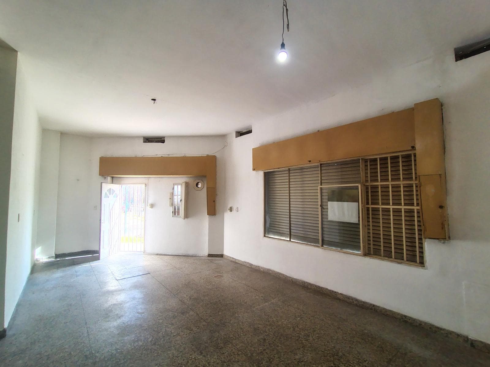 Commercial Property for Sale in Villa Ballester
