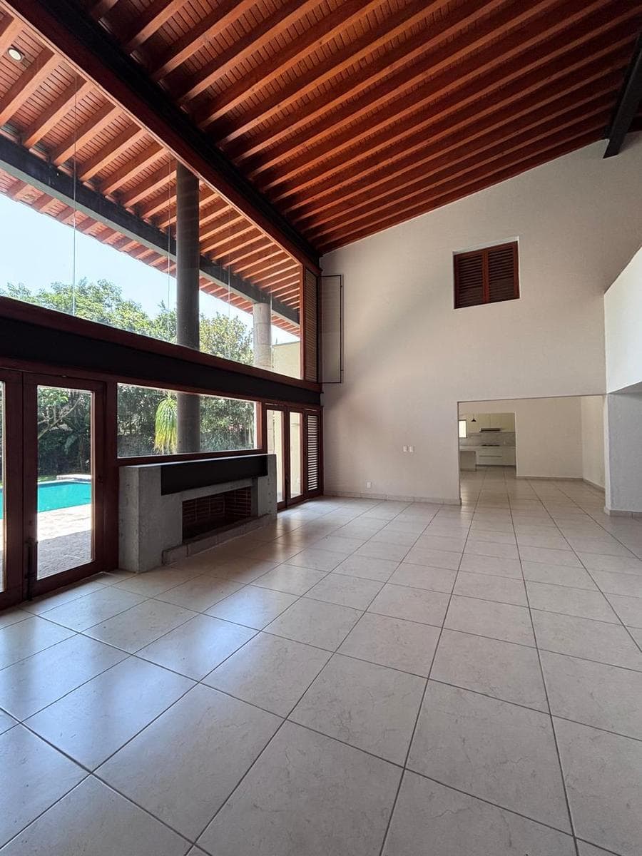 HOUSE FOR RENT IN THE LEÑEROS SUBDIVISION, VISTA HERMOSA, CUERNAVACA