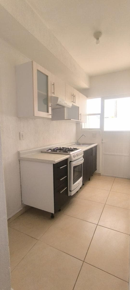 HOUSE FOR RENT IN JARDINES DEL SUR 4 RESIDENTIAL COMPLEX, AV 135, CANCUN, SOUTH ZONE