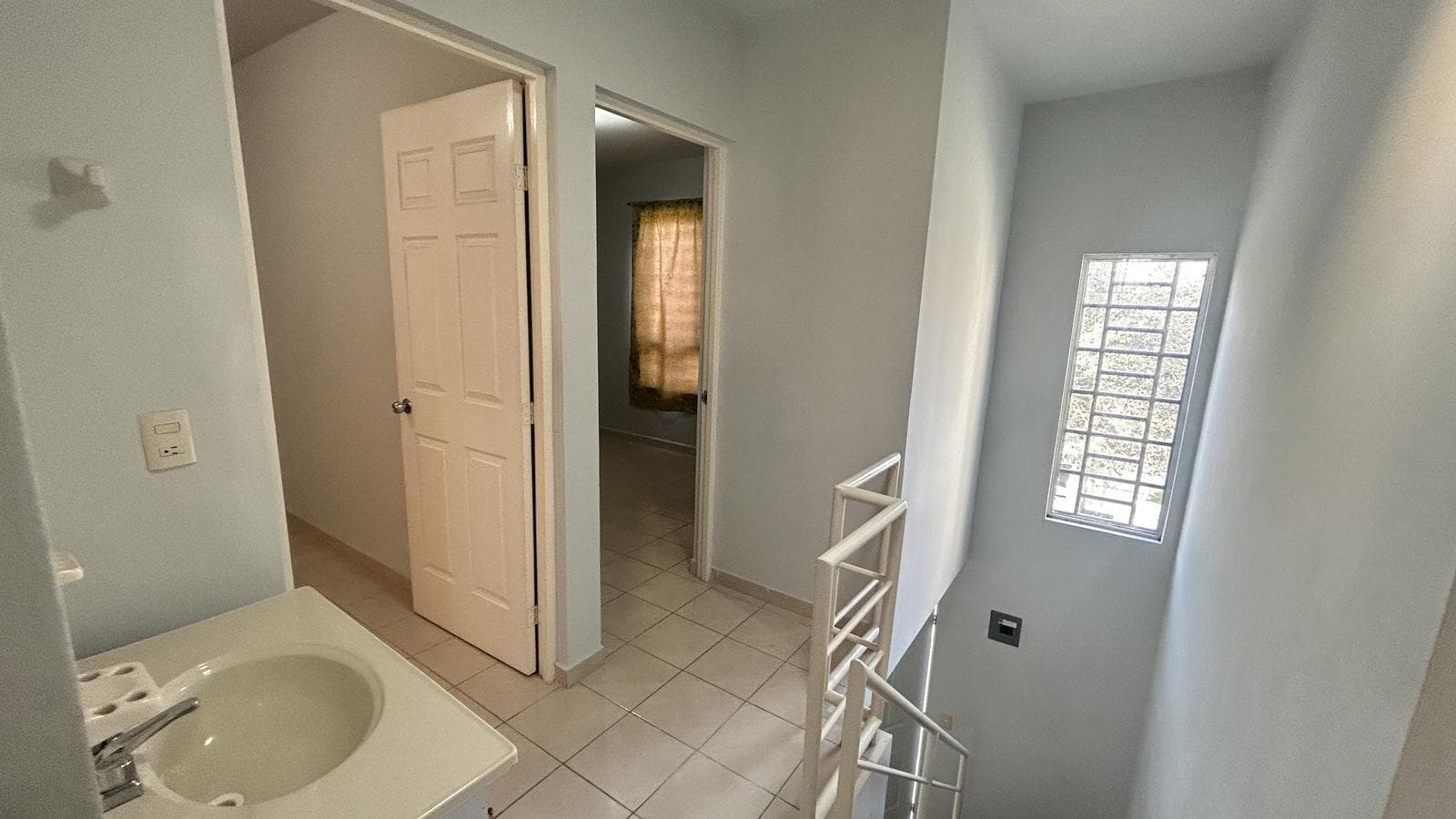 House for Rent a Few Blocks from Lincoln Avenue and Libramiento