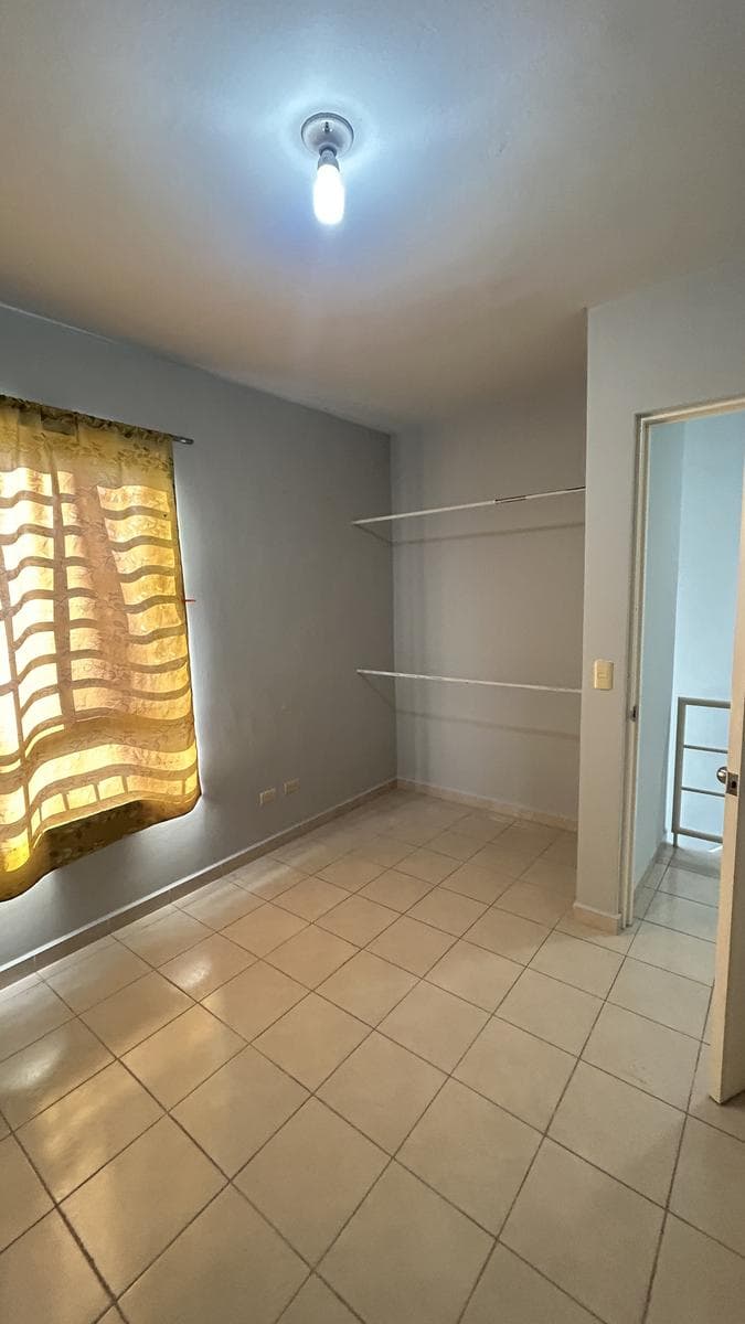 House for Rent a Few Blocks from Lincoln Avenue and Libramiento