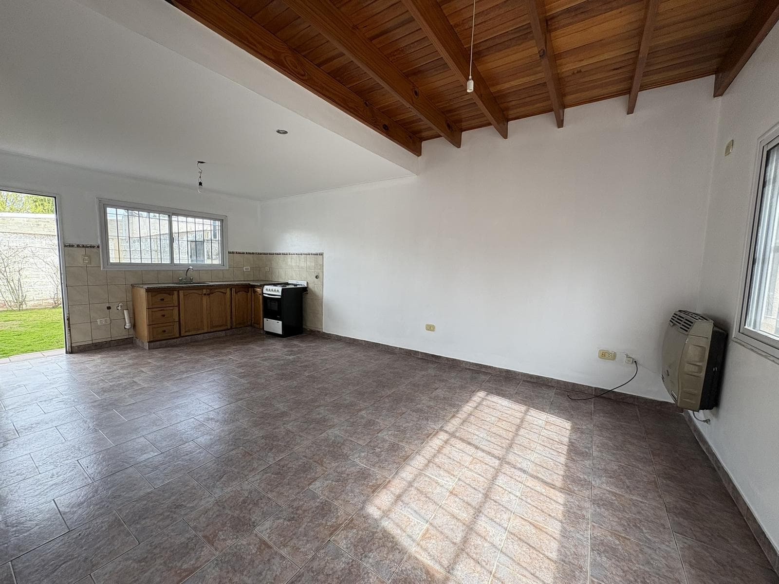 2-Bedroom Duplex with Garage