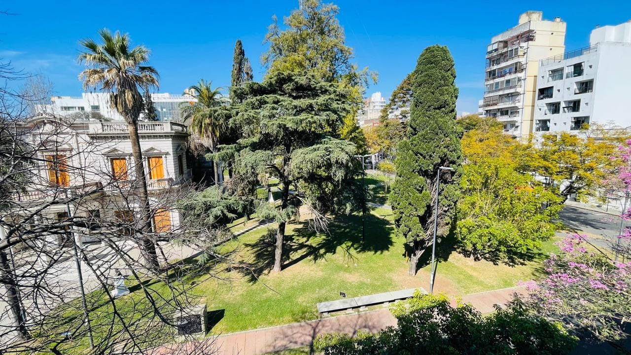 For Sale - 2-bedroom apartment with a balcony facing the street in downtown Rosario