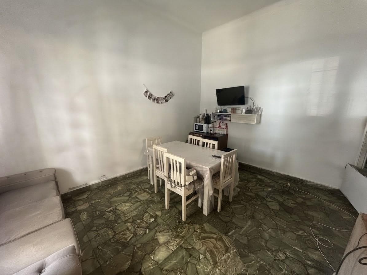 PH a refaccionar en venta en Flores 2 ambientes con patio - Oportunidad