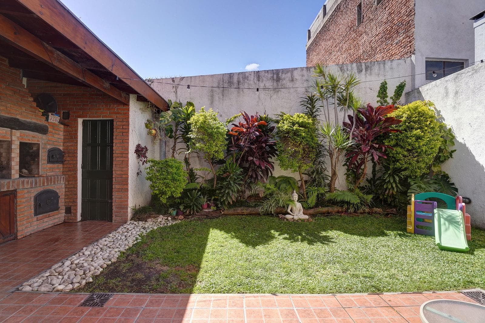 Studio apartment for sale in Villa Devoto | No maintenance fees | Garden | Very bright