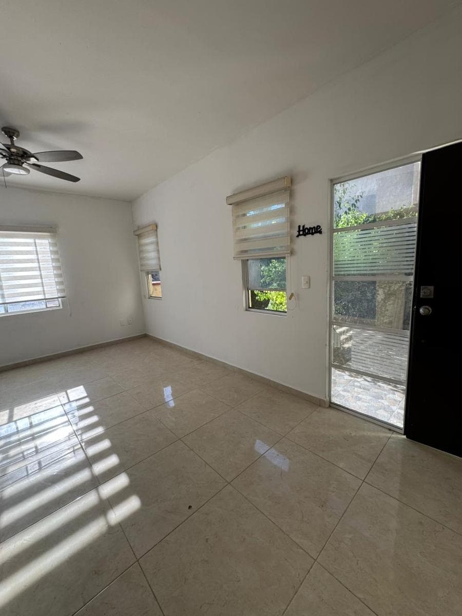 Unfurnished House for Rent in the Catania Residential Complex—Avenida Roble