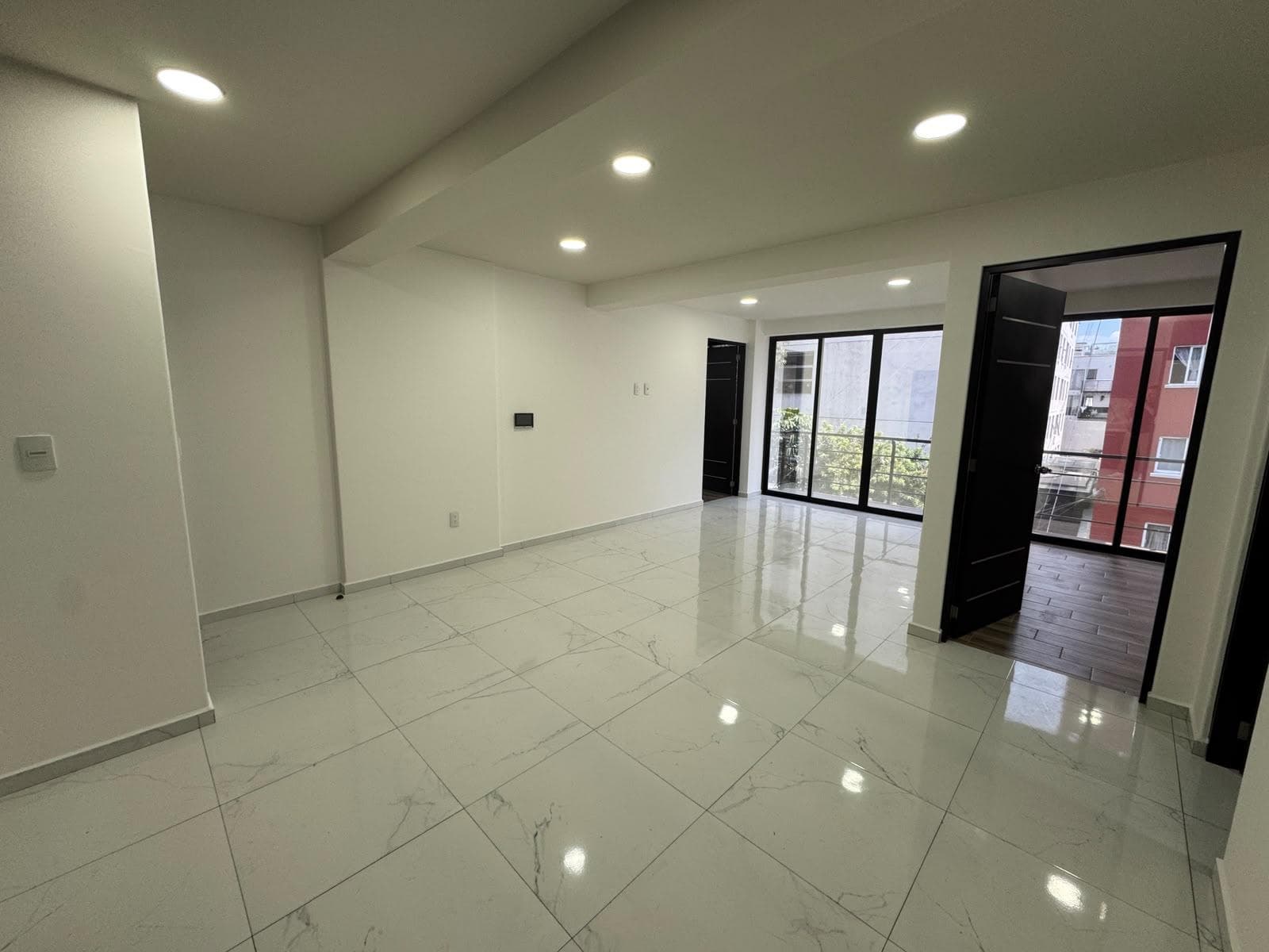 APARTMENT FOR RENT ON MONTEALBAN STREET IN THE NARVARTE NEIGHBORHOOD!!!