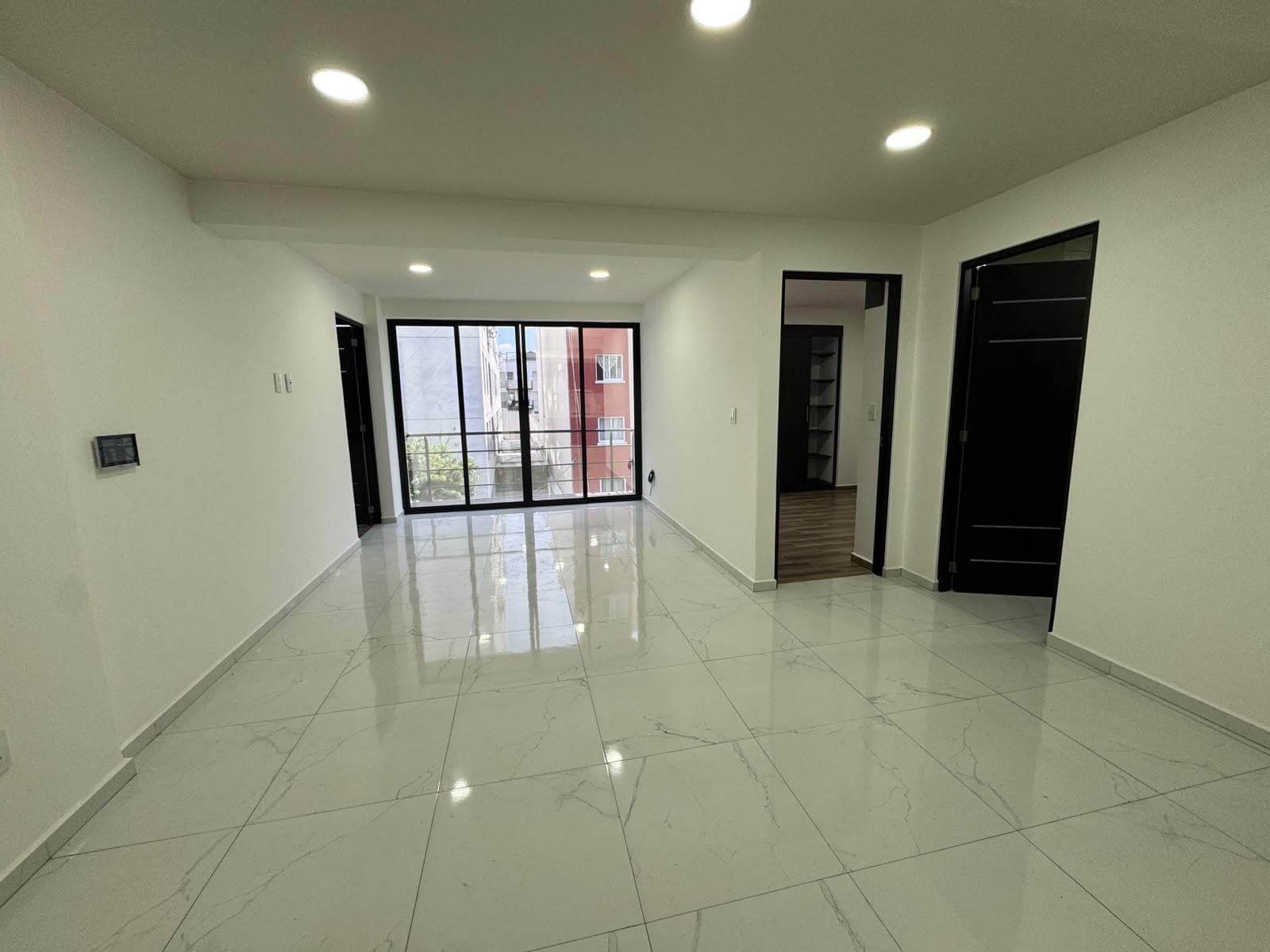 APARTMENT FOR RENT ON MONTEALBAN STREET IN THE NARVARTE NEIGHBORHOOD!!!