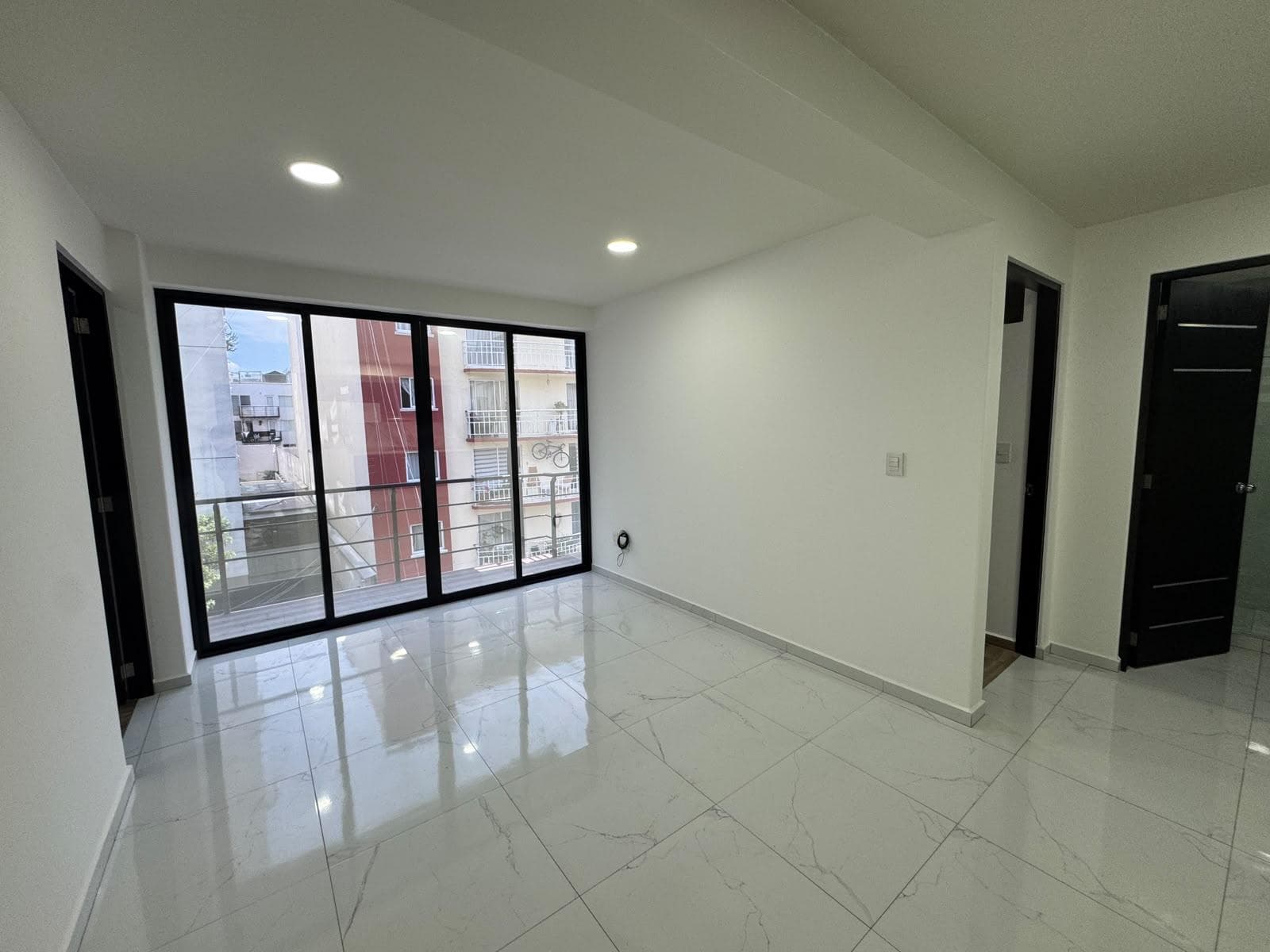 APARTMENT FOR RENT ON MONTEALBAN STREET IN THE NARVARTE NEIGHBORHOOD!!!