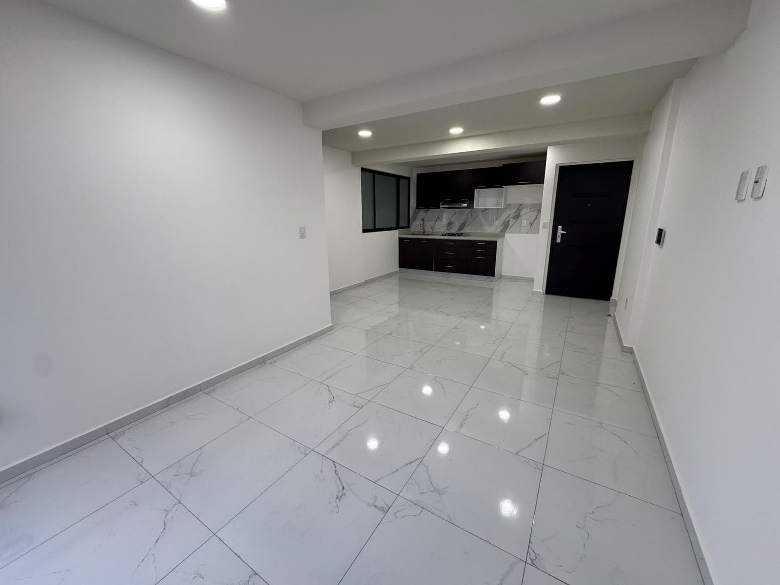APARTMENT FOR RENT ON MONTEALBAN STREET IN THE NARVARTE NEIGHBORHOOD!!!