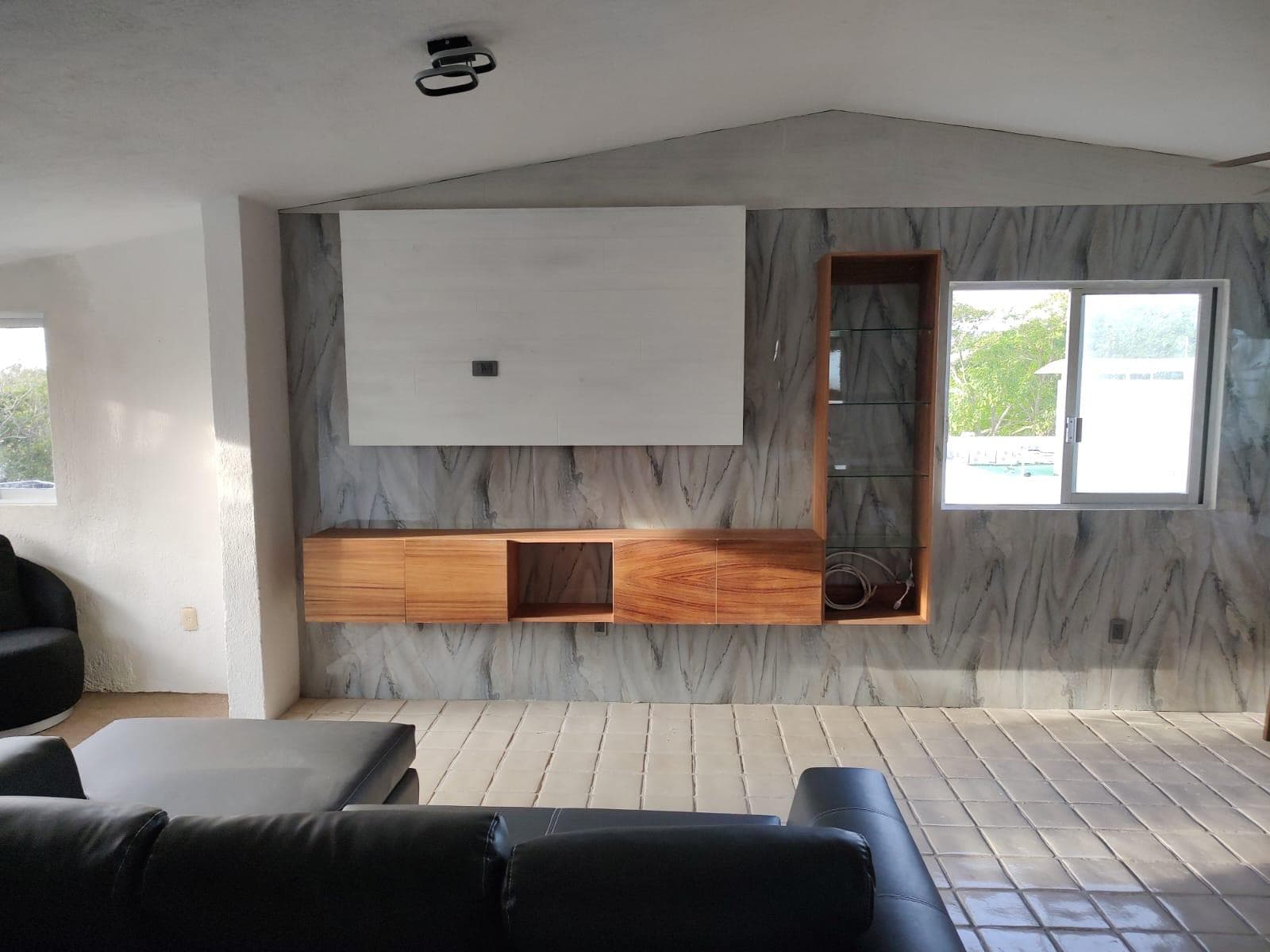 Furnished Penthouse for Rent Supmza 25 – Downtown Area (4th floor) stairs