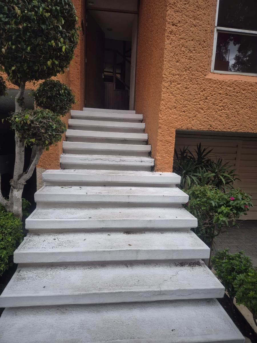 Spacious, unbeatable location, in a low-rise condominium