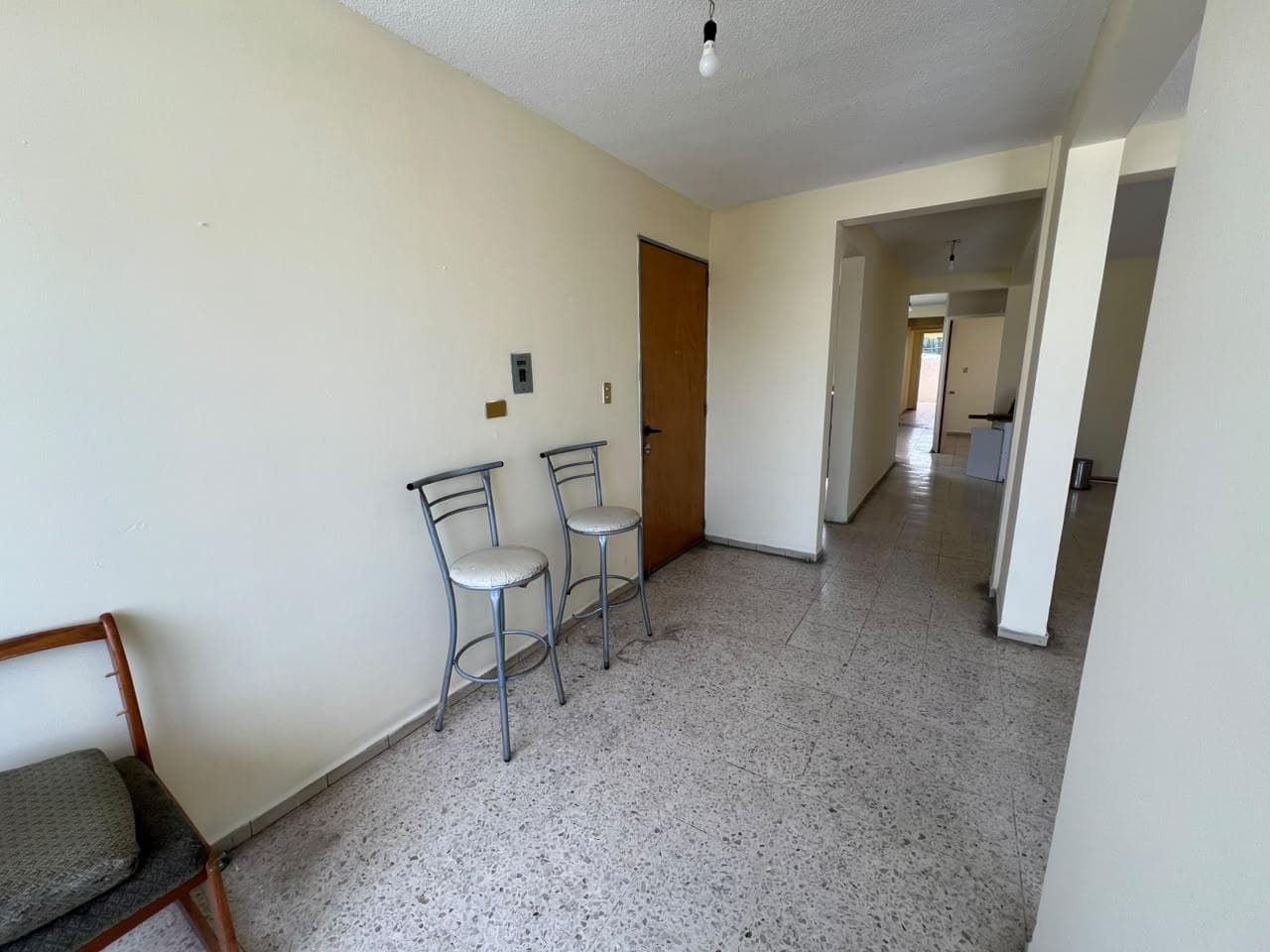 3-Bedroom Apartment 2 Blocks from the Arco de la Calzada