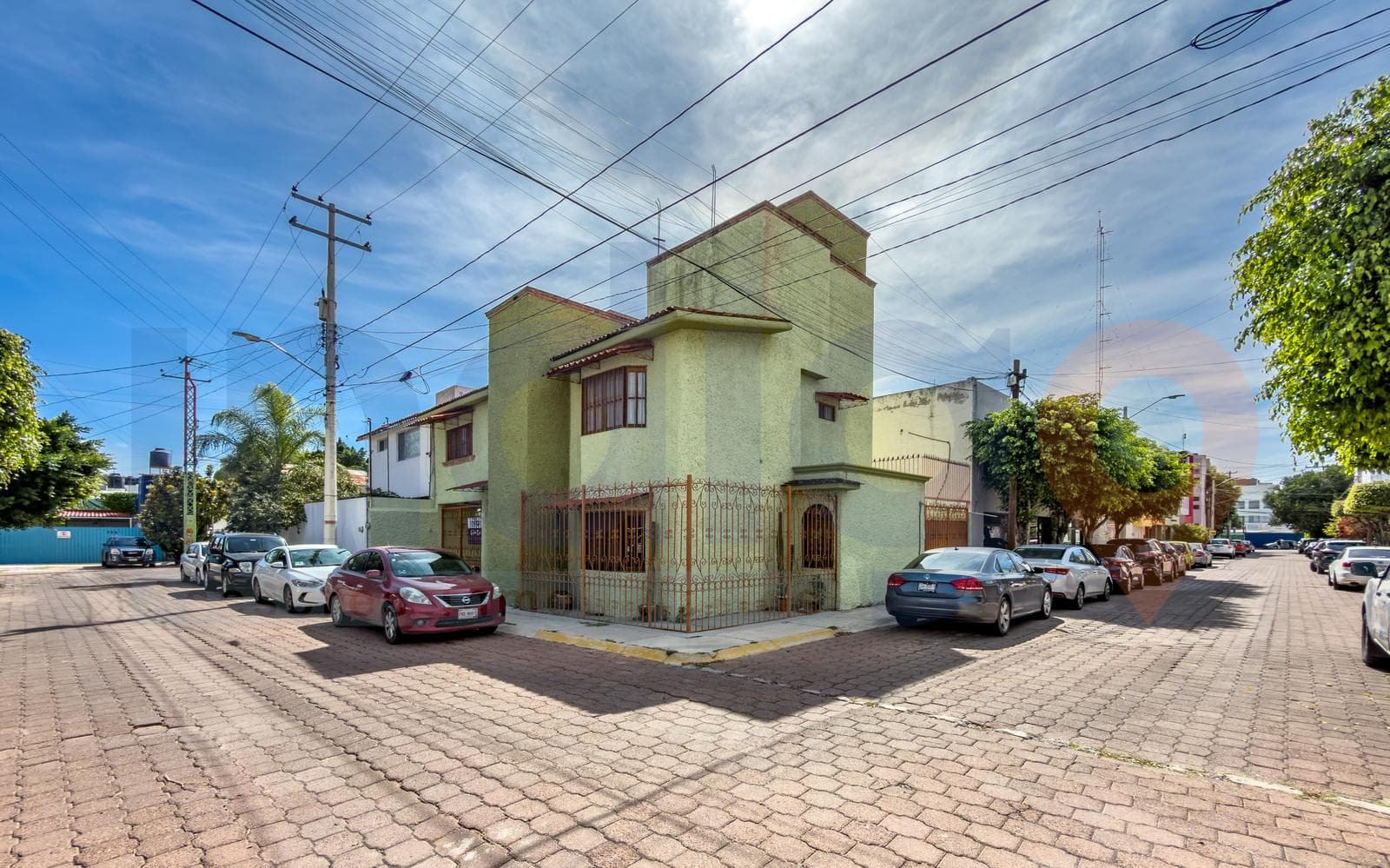 House for Sale in Colonia El Carrizal—Corner Lot