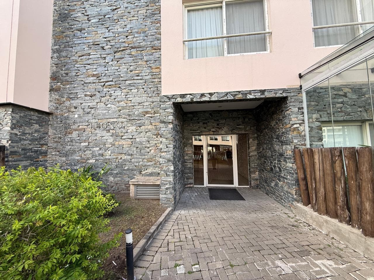 Apartment for sale and for annual rent. Two bedrooms. Antares. Nordelta