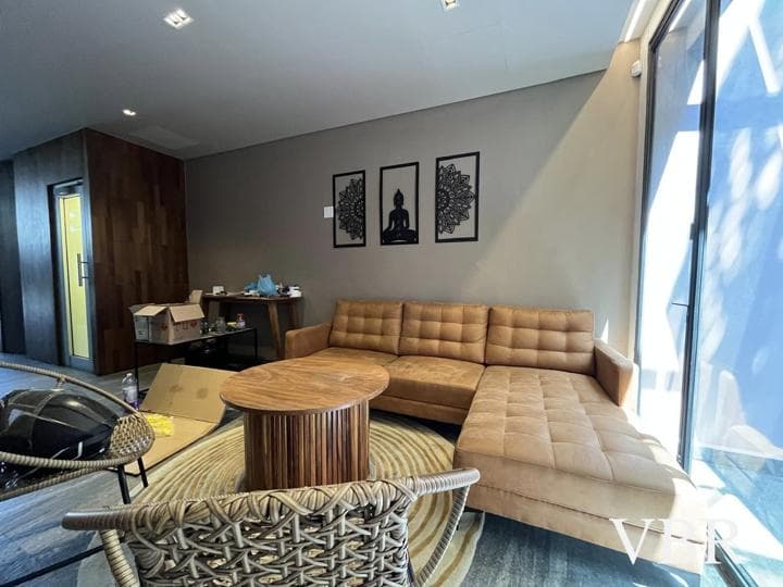 FURNISHED Townhouse with a Roof Garden for Rent in Polanco
