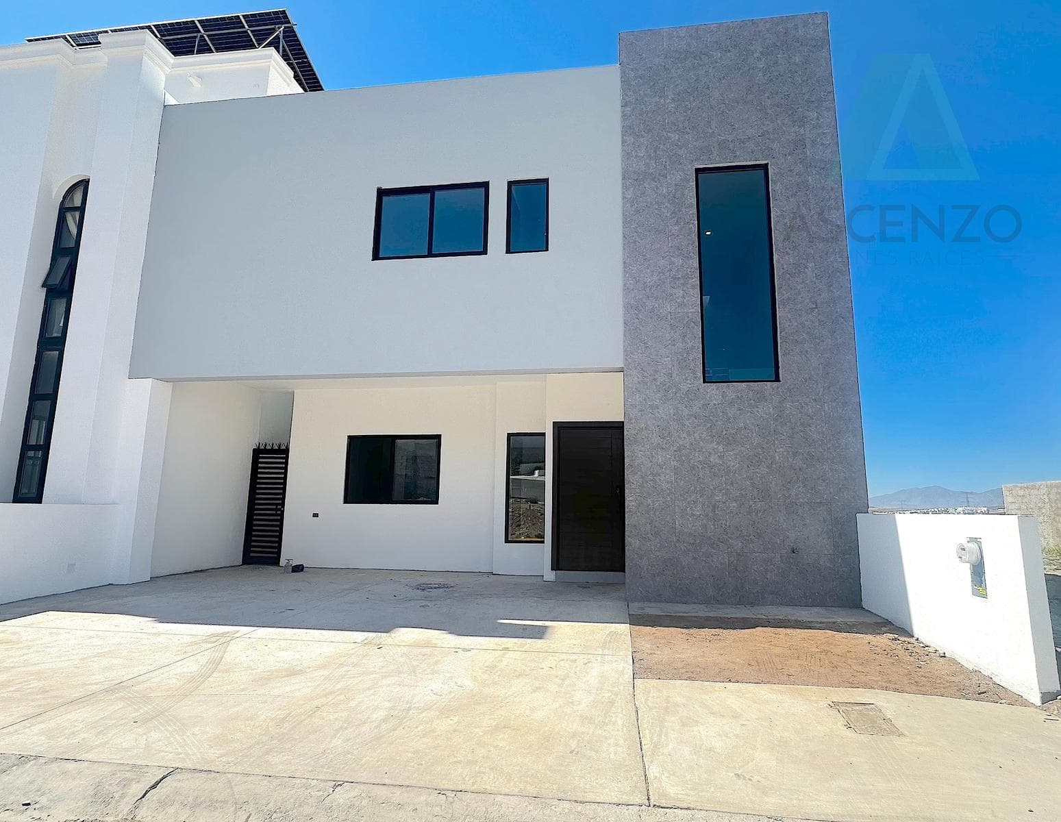 YOUR NEW HOME IS IN CONDESA REJÓN, Walval
