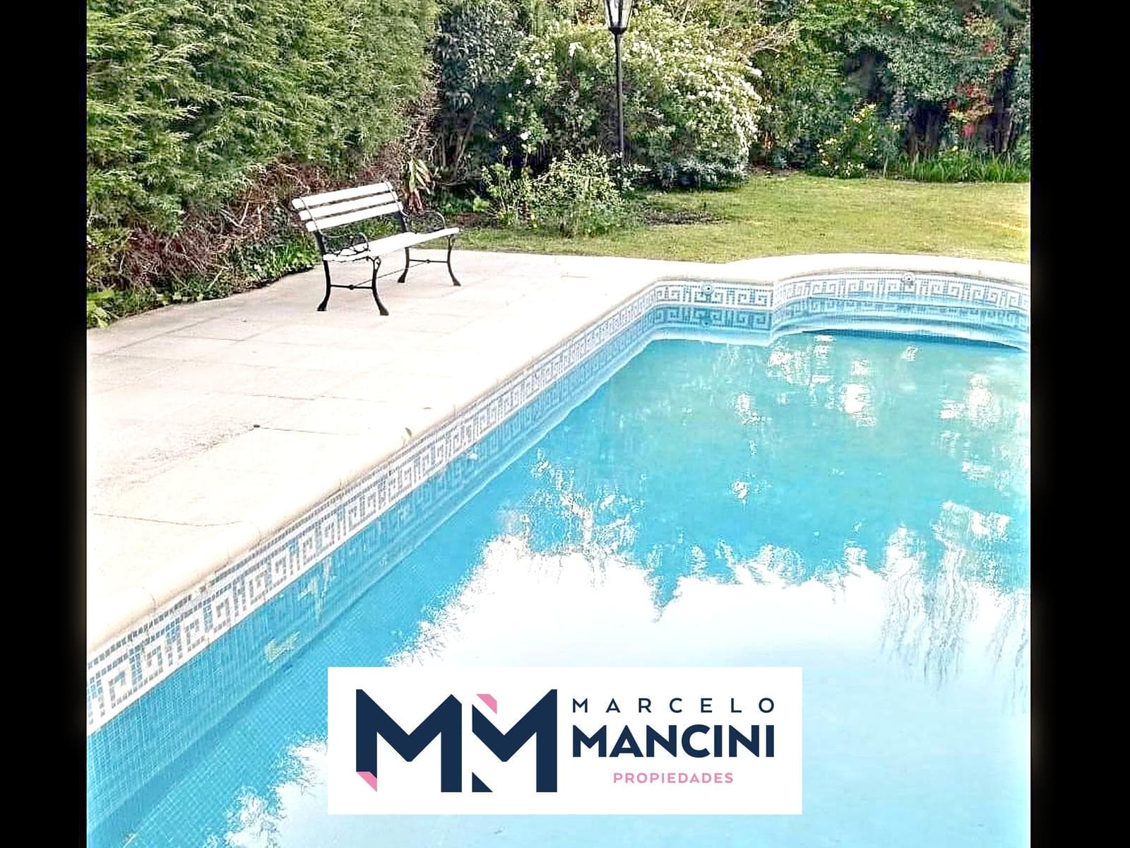 House on Campos de Echeverría, 4 Bedrooms