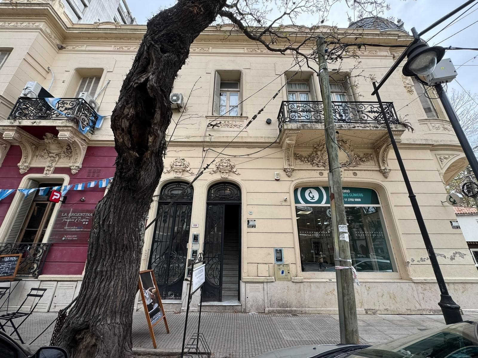 Ituzaingo and Juan Jose Diaz - Office for Rent - Ideal Studio