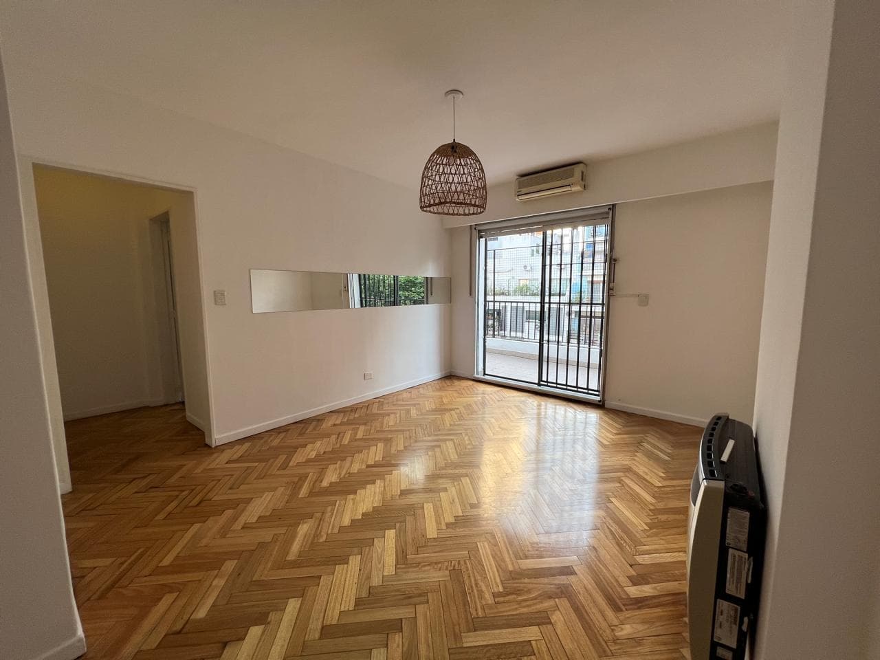 Beautiful 2-Bedroom Apartment with Balcony and Terrace
