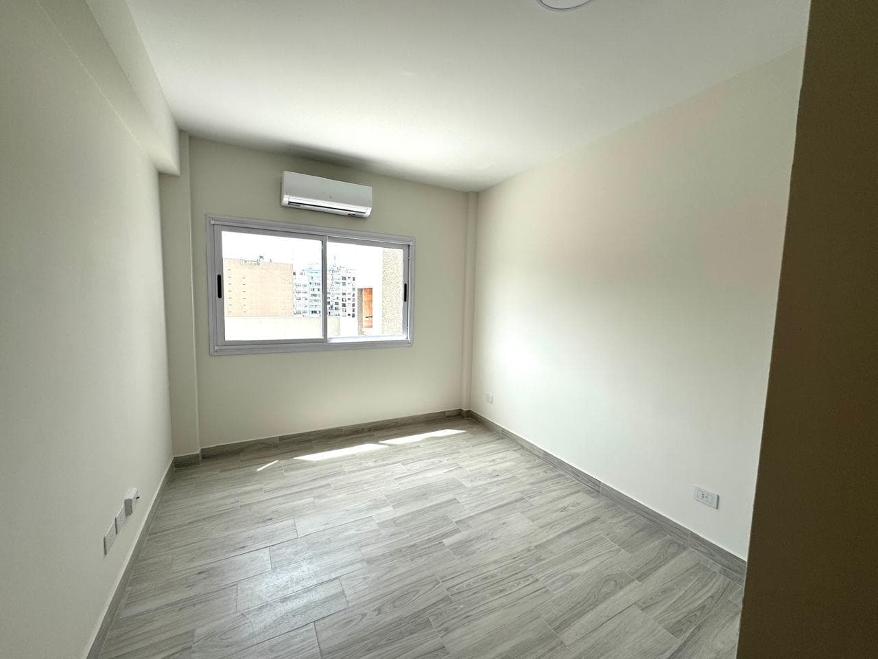 2-Bedroom Apartment for Rent in Monserrat