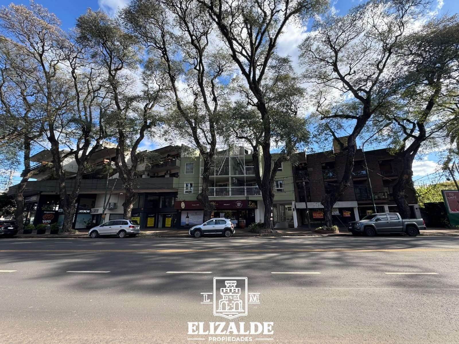 Av. del Libertador and Gral. Pueyrredon - 3-room apartment with garage for rent - Immaculate - Acassuso