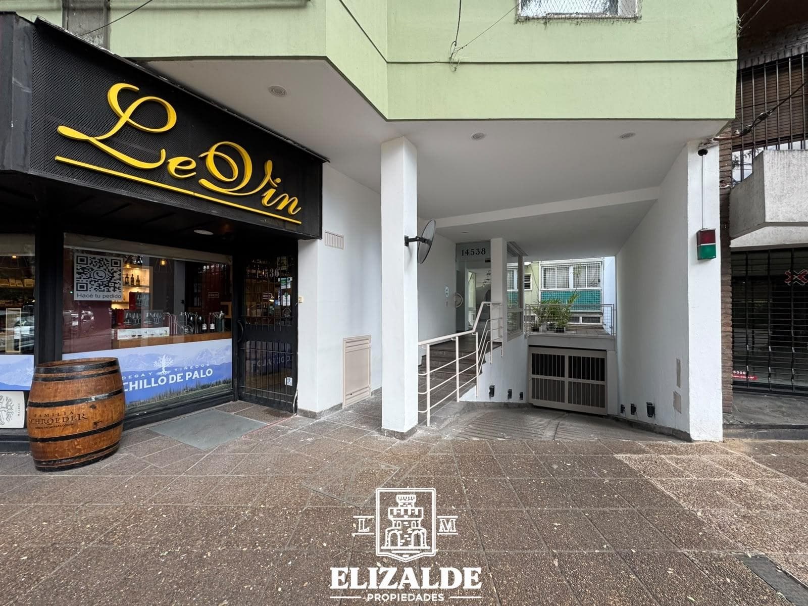 Av. del Libertador and Gral. Pueyrredon - 3-room apartment with garage for rent - Immaculate - Acassuso