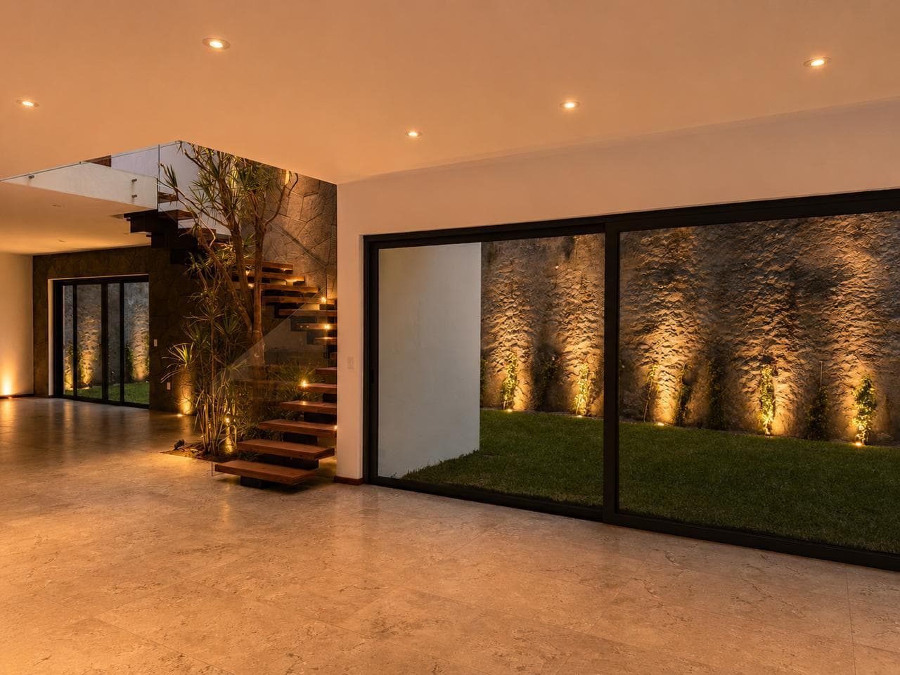 Casa en Venta en Club de Golf Tres Marías, Club de Primer Nivel