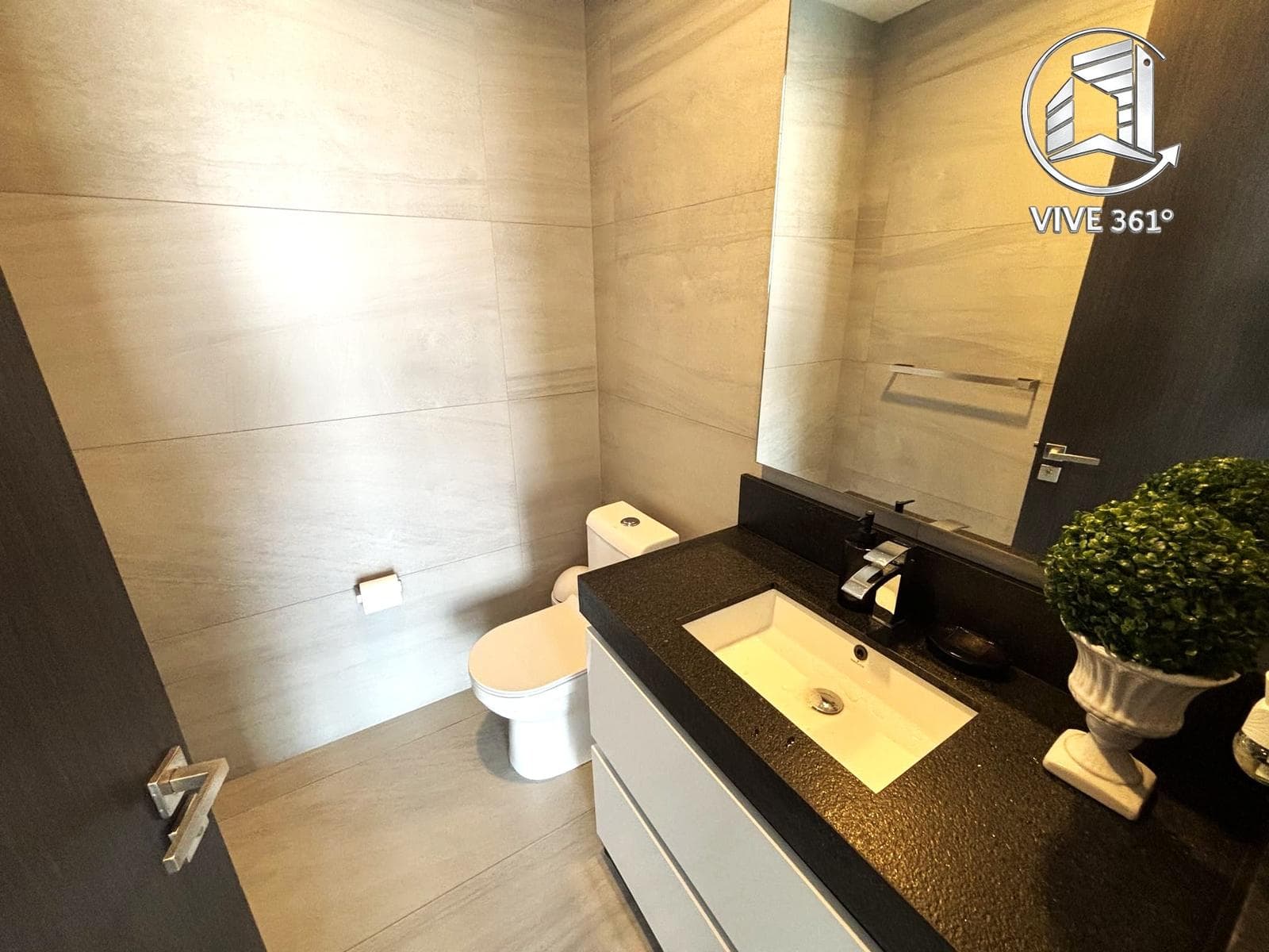 Bosque Real Residences for Sale