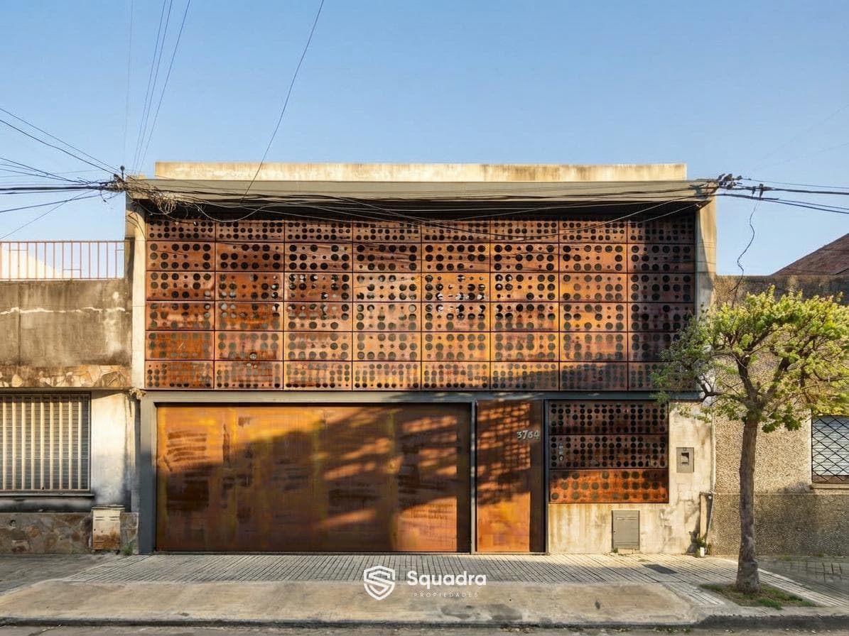 FOR SALE - Designer 3-bedroom house with pool and garage - Echesortu, Rosario.