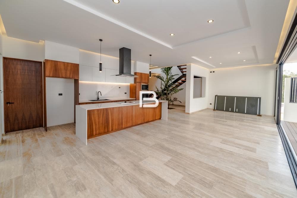 House for Sale in the Via Cumbres Residential Complex