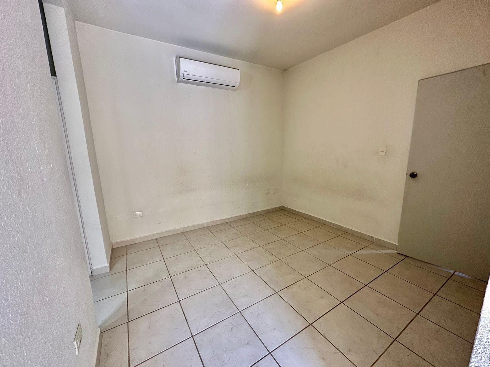 Single-Story House for Sale in San Marcos Residencial