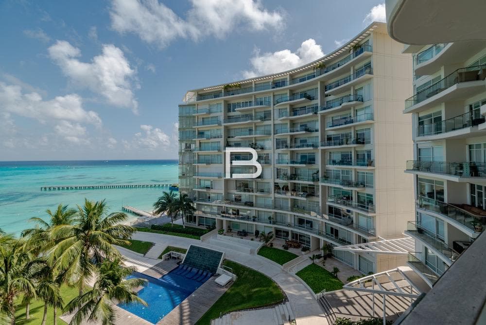Punta Cancun Apartment for Sale