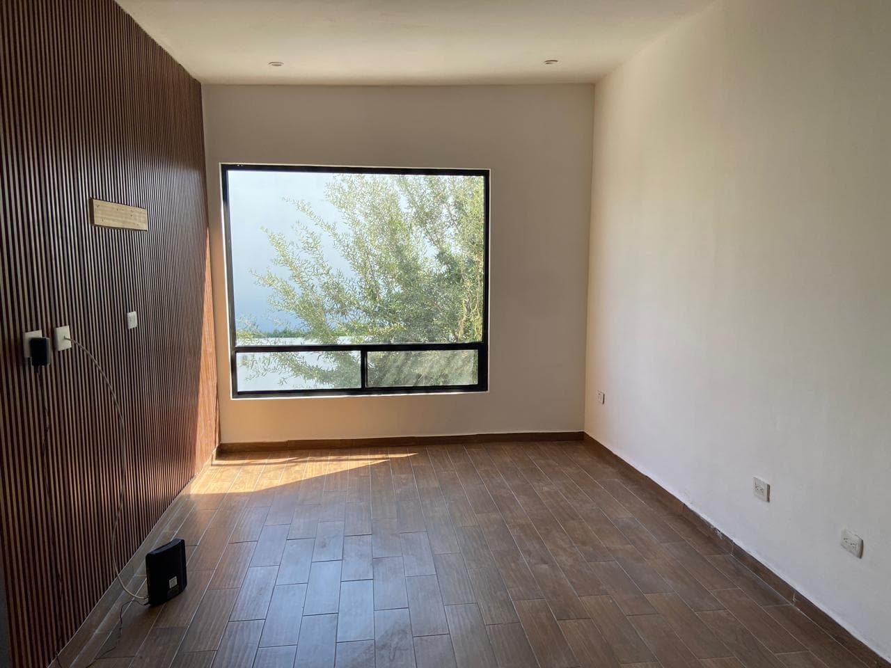 House for Sale with an Addition in Reserva Acanto, Apodaca, Nuevo León.