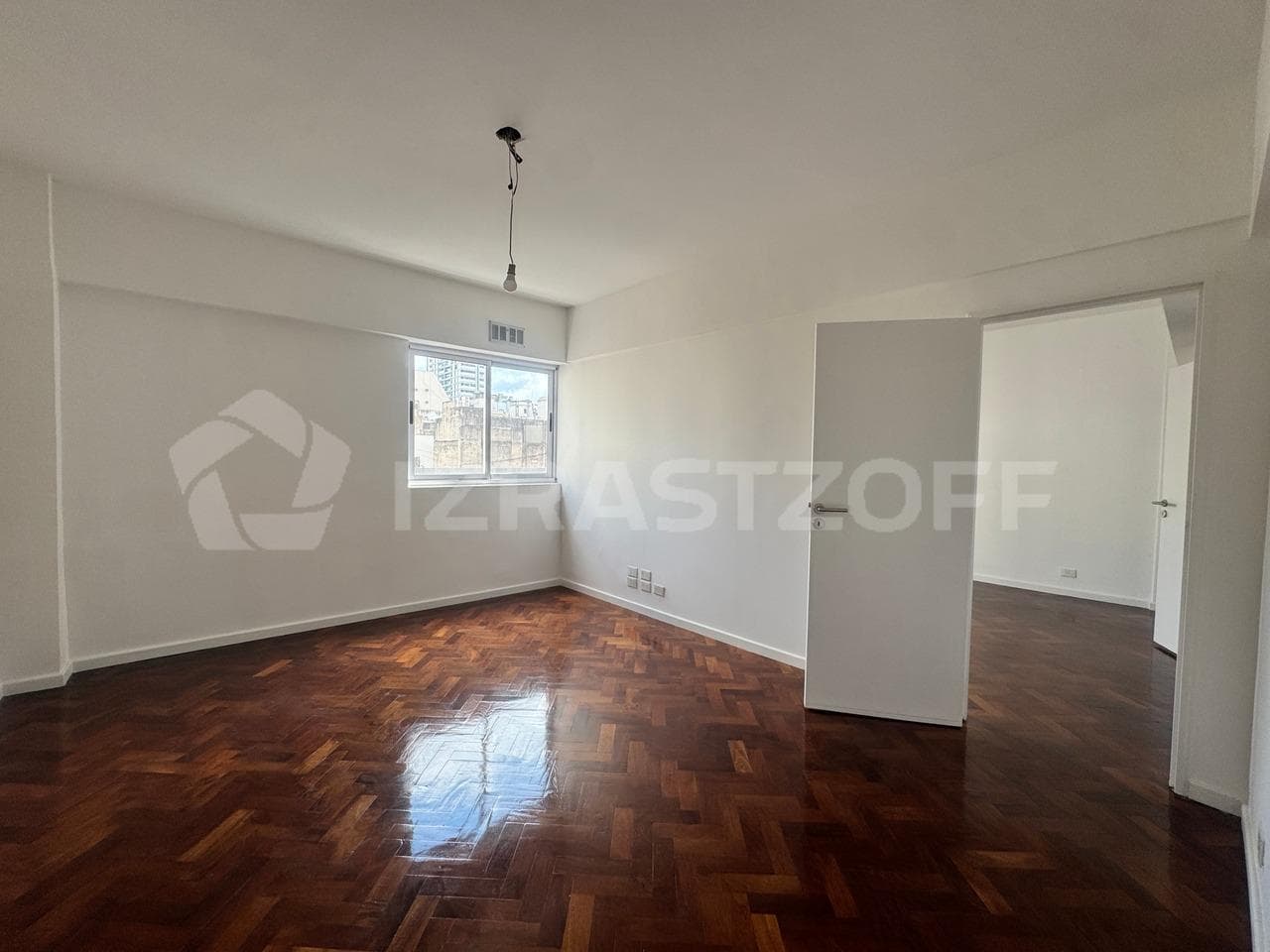 COMMERCIAL OFFICE FOR SALE, COMPLETELY RENOVATED - SAN NICOLÁS, A FEW METERS FROM AV. CALLAO, BUENOS AIRES CITY