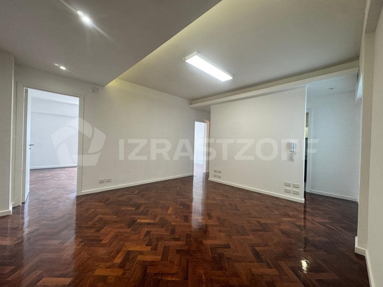 COMMERCIAL OFFICE FOR SALE, COMPLETELY RENOVATED - SAN NICOLÁS, A FEW METERS FROM AV. CALLAO, BUENOS AIRES CITY