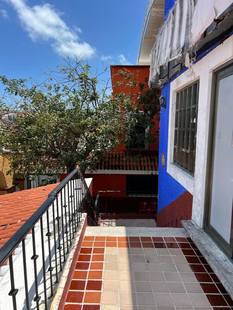 Commercial Space for Sale or Rent: Fully Furnished Offices in Plaza Bonita, Mercado 28, Cancún