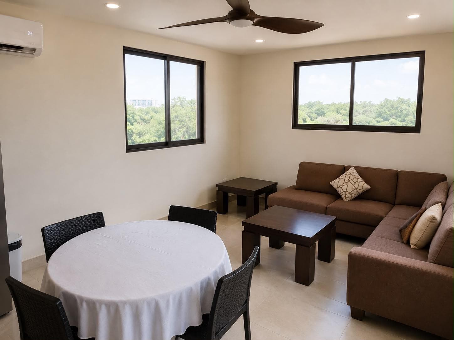 Furnished Apartment for Rent in the Lagos del Sol Residential Complex, at the corner of Colosio Ave. and Alfredo V. Bonfil St.